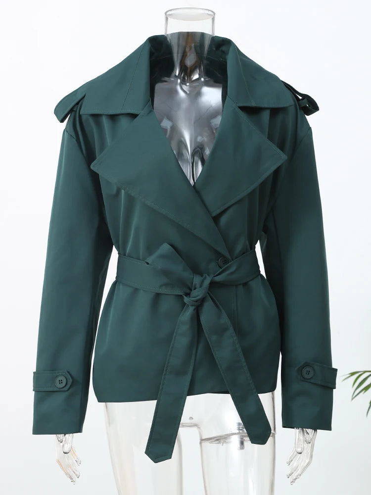 Gabardina Corta con Cordón · Mujer