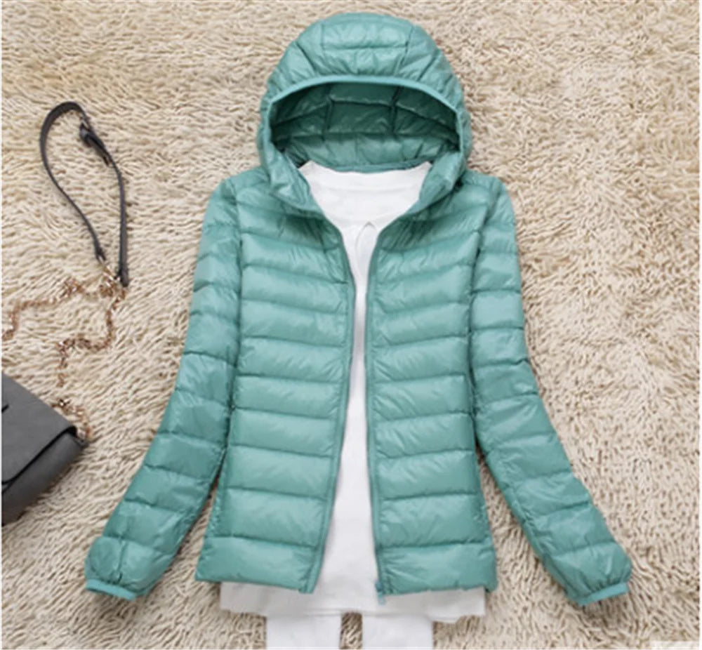 Chaqueta Puffer Ultraligera · Con Capucha