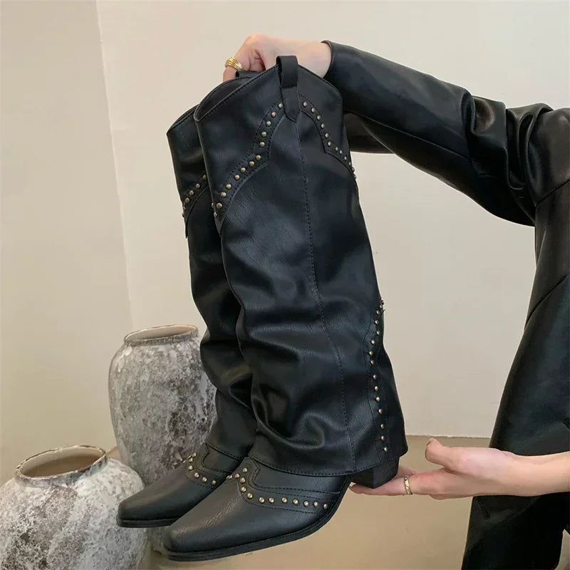 Botas Cowboy de Caña Alta · Tacón Cuadrado
