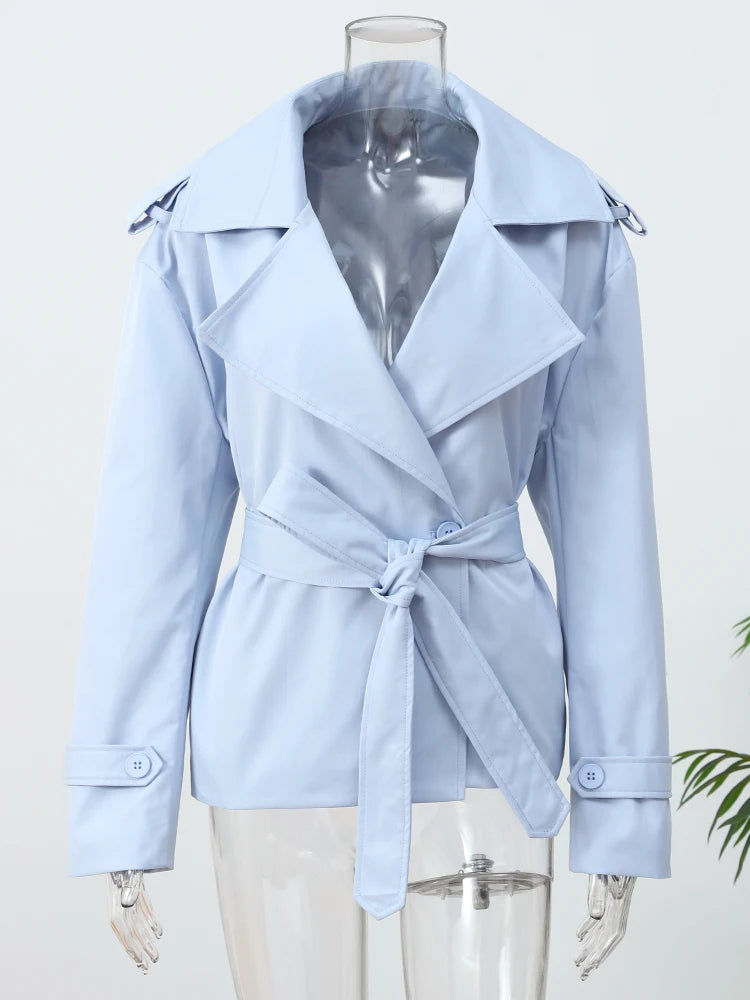 Gabardina Corta con Cordón · Mujer