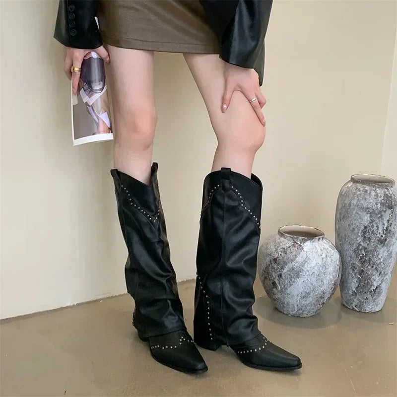 Botas Cowboy de Caña Alta · Tacón Cuadrado